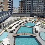Riverside Life 아파트 Trikomo