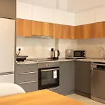 Riverside Life Apartamento Trikomo
