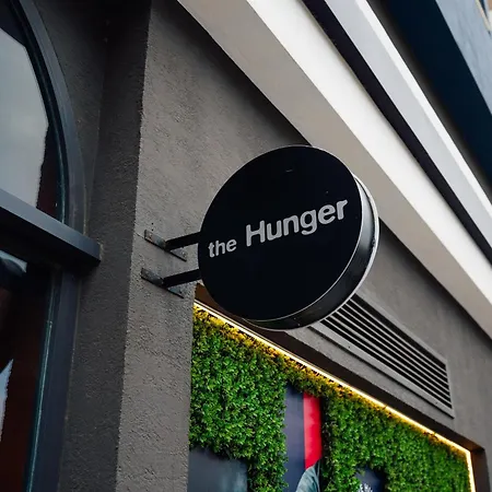 Riverside Life Apartmán *